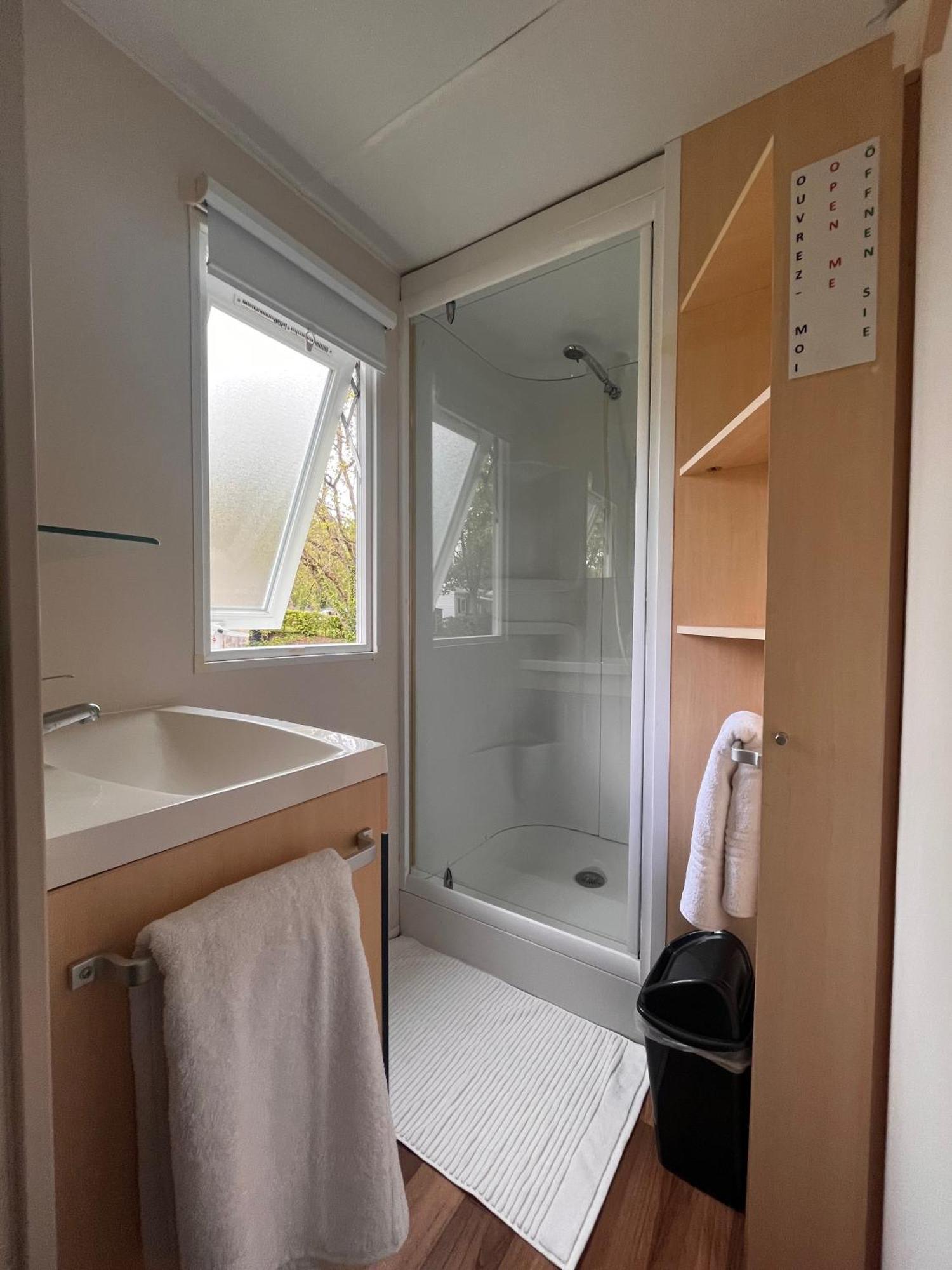Le Gewurz - Bungalow Climatise Avec Tv Pour 5 Boofzheim Bilik gambar