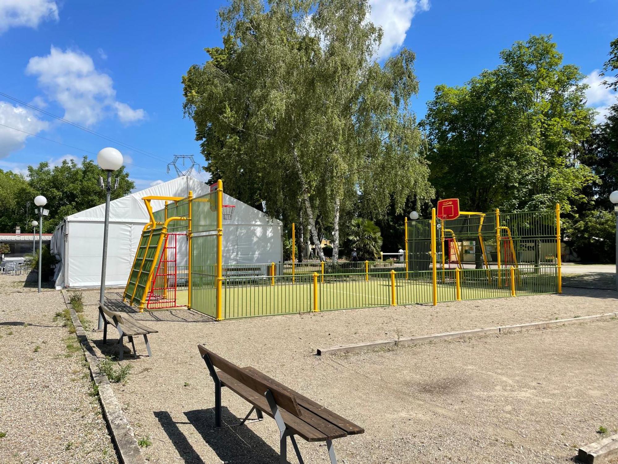 Le Gewurz - Bungalow Climatise Avec Tv Pour 5 Boofzheim Luaran gambar